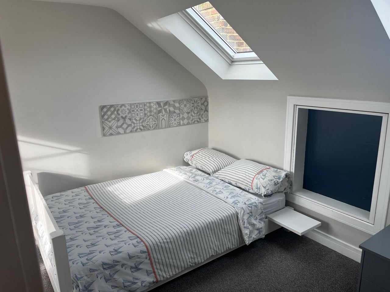 Room Lavernock Road in Greater London
