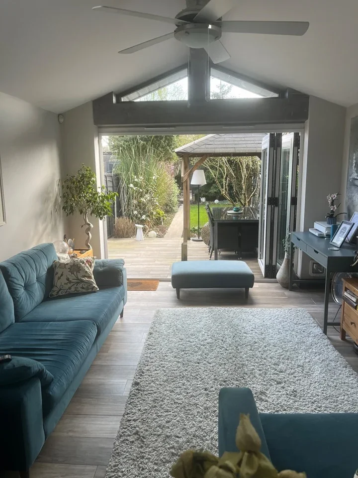 Room Lavernock Road in Greater London