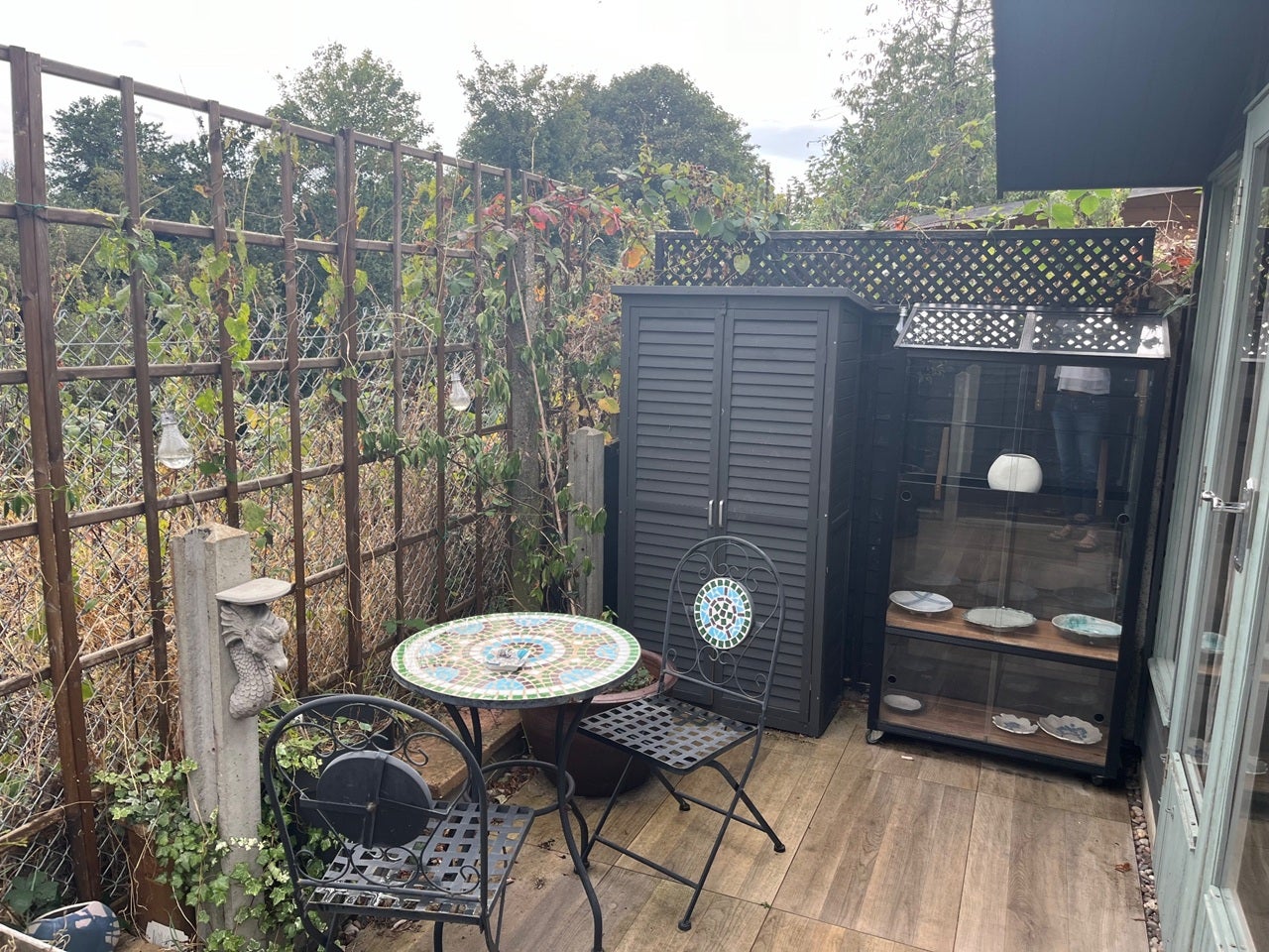 Room Lavernock Road in Greater London