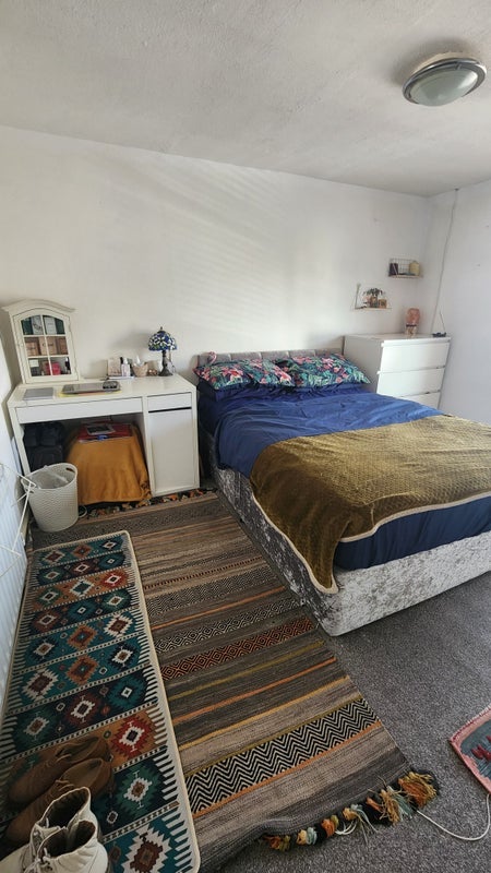 Room Latimer Road in Bournemouth