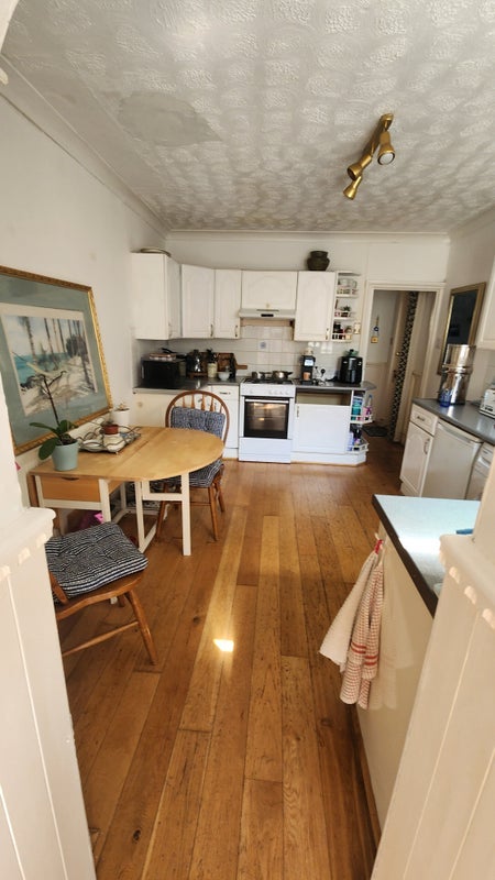 Room Latimer Road in Bournemouth
