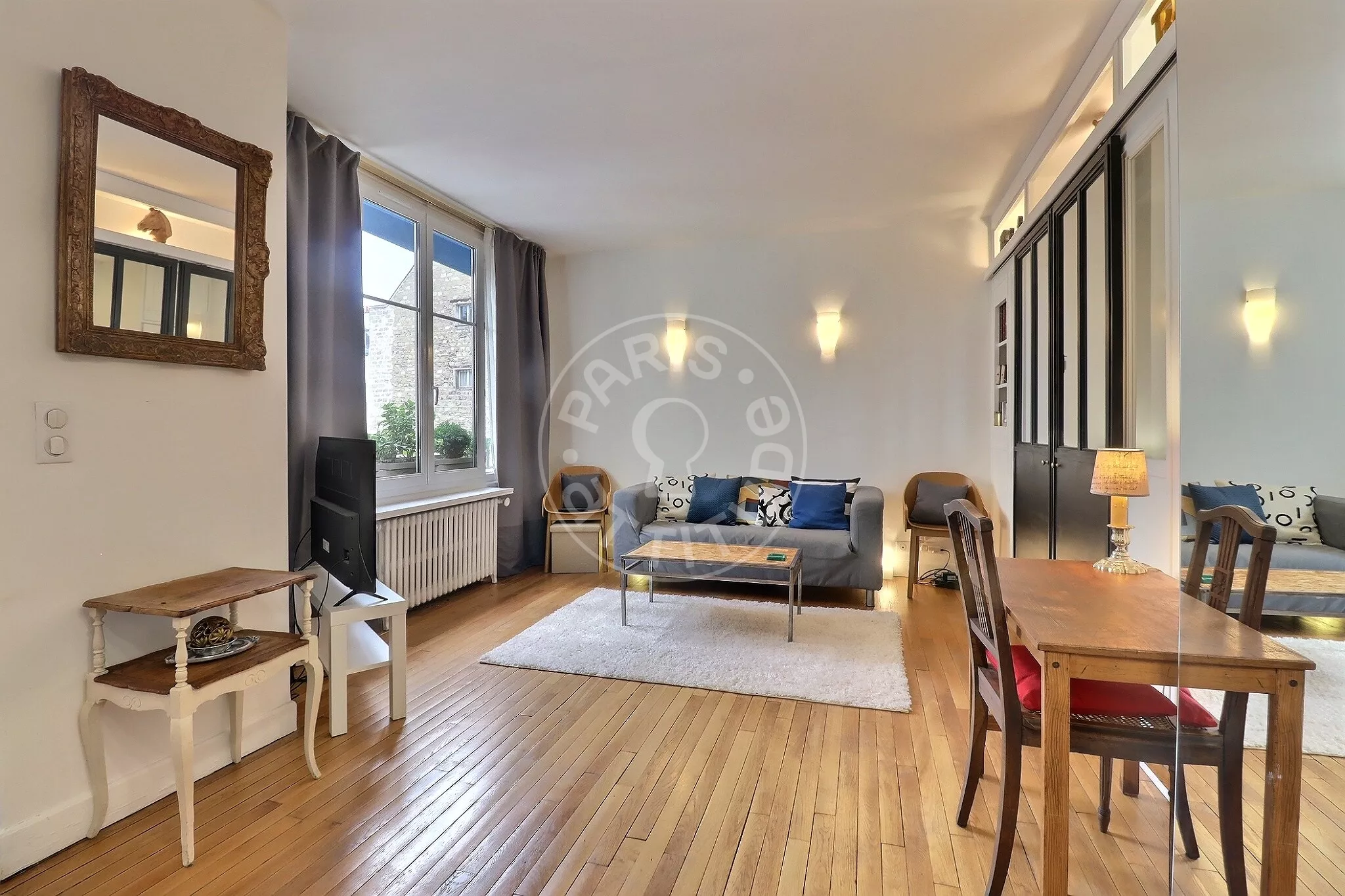 Flat Rue des Acacias in Paris