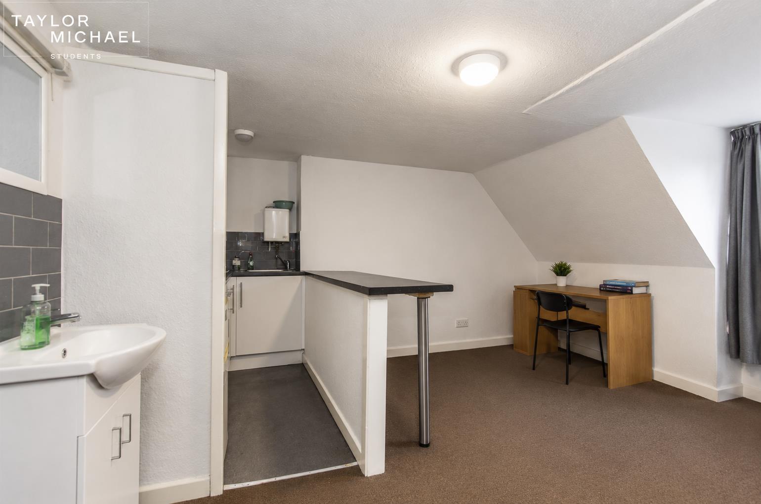 Room Dorset Gardens in Brighton