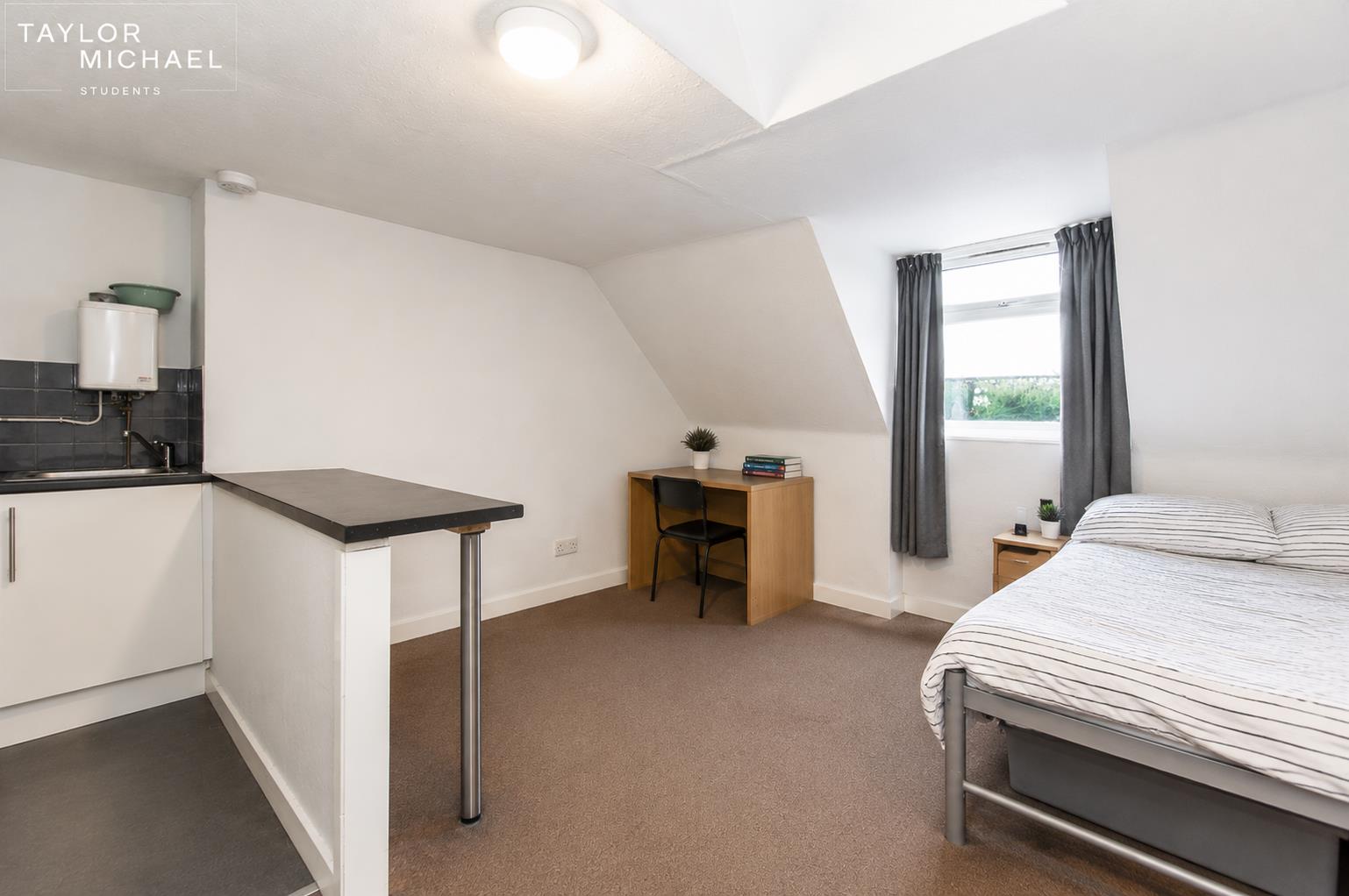 Room Dorset Gardens in Brighton