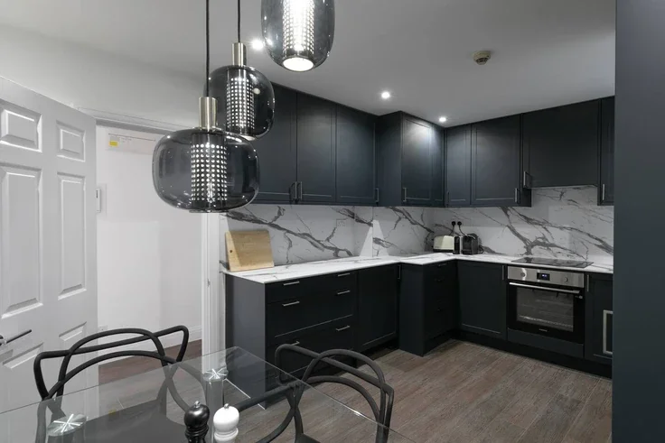 Flat Nassau Street in City of Westminster
