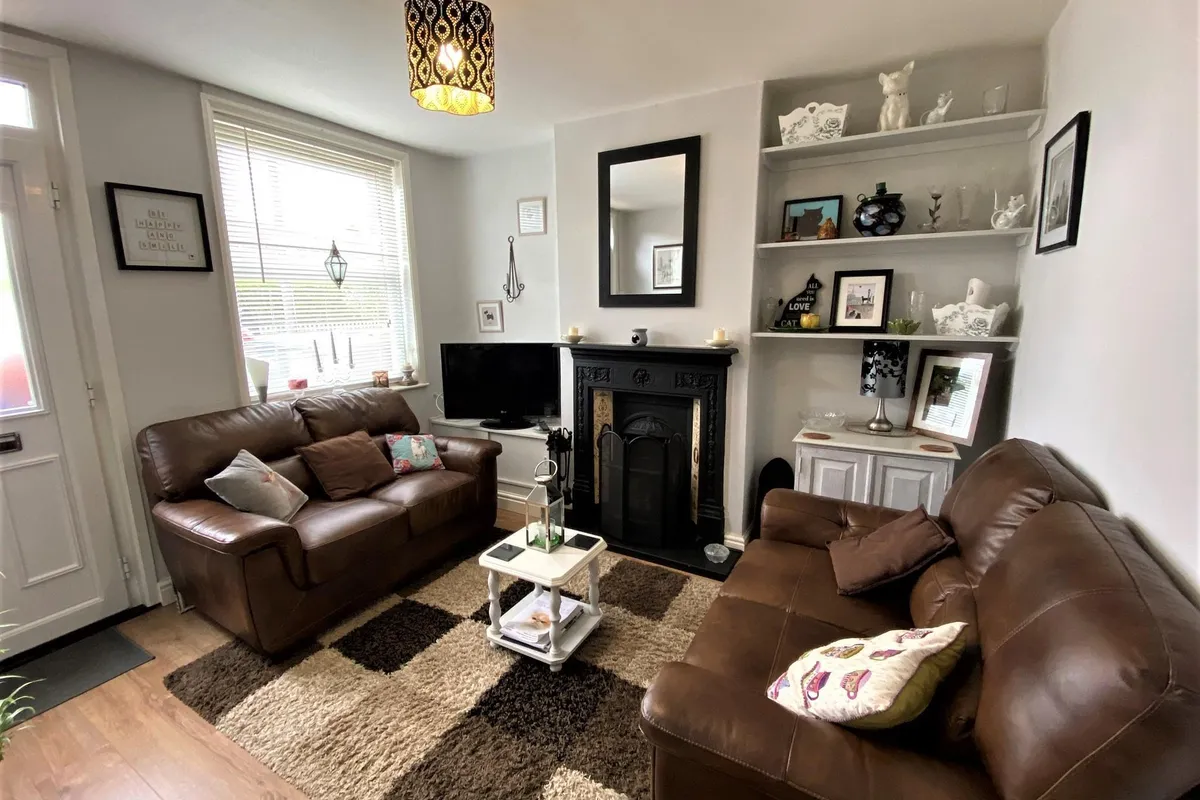 House Horseshoe Terrace in Fenland District