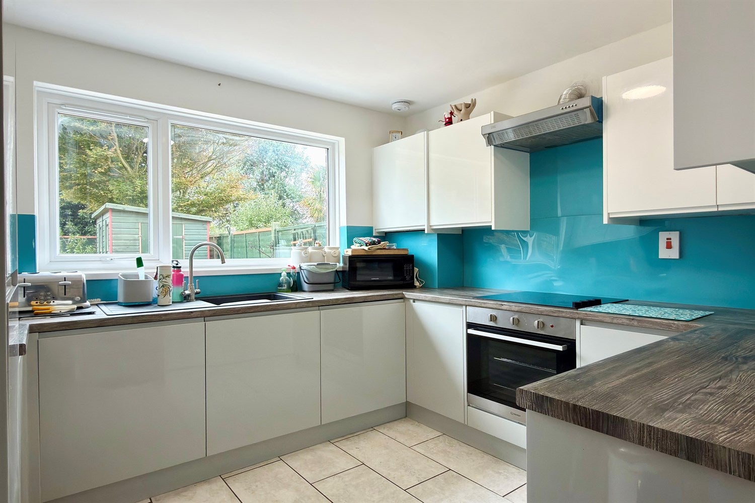 Flat Peachey Road in Chichester