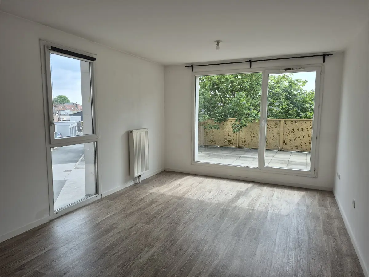 Flat Avenue de Dunkerque in Lille