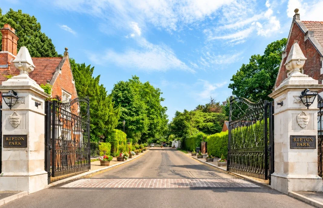 Flat Hampstead Avenue in Greater London