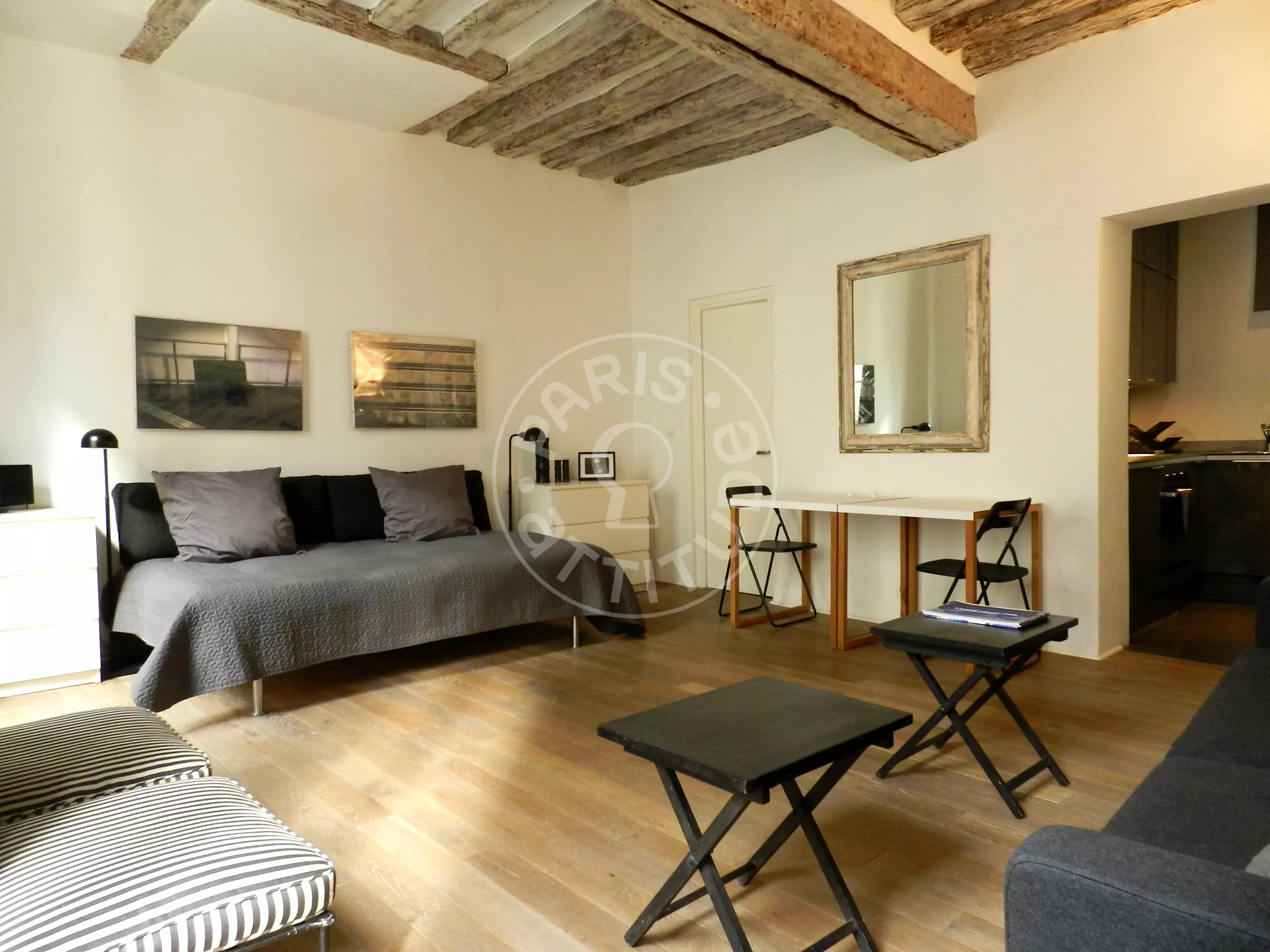 Appartement Rue Ferdinand Duval à Paris