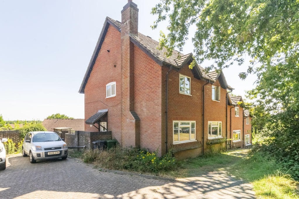House Greenfield Drive in Wealden