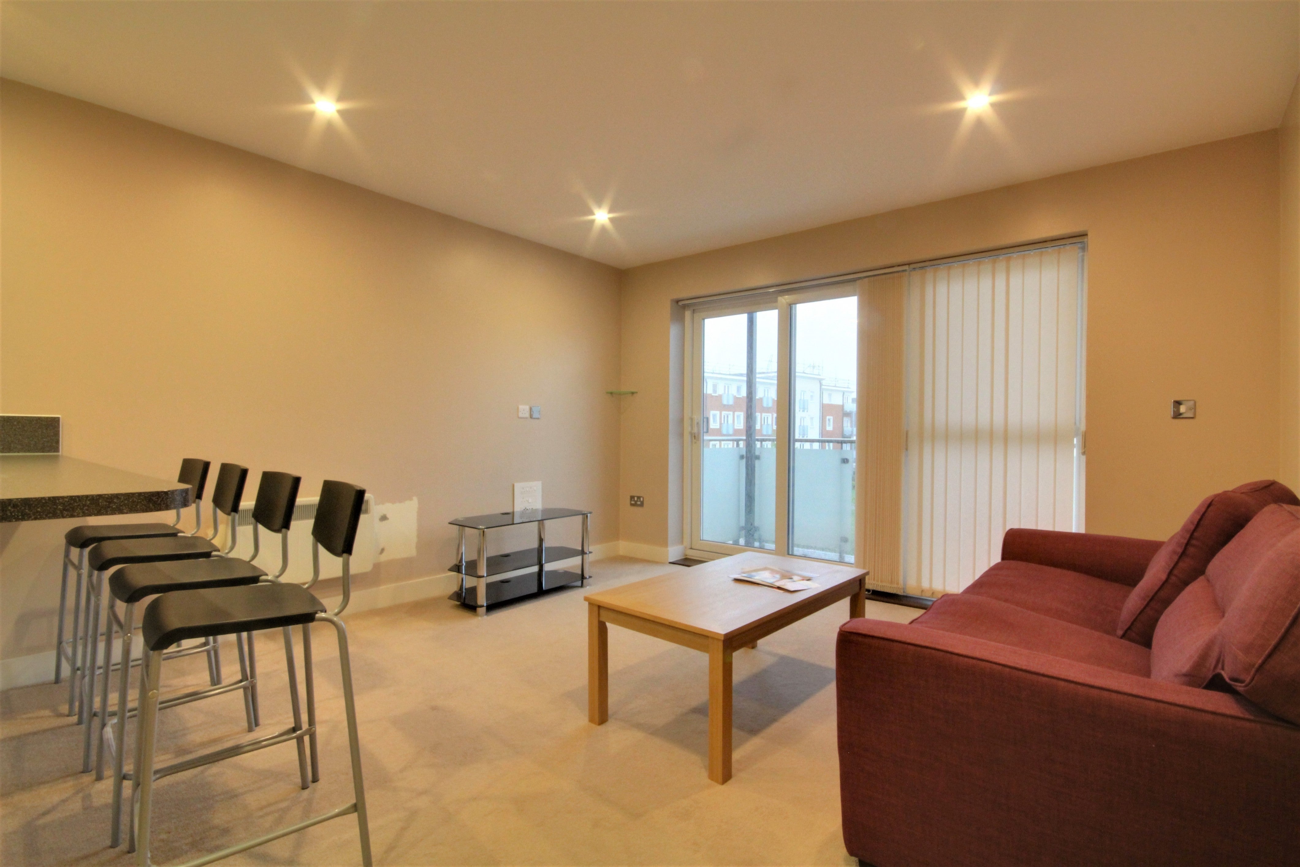 Flat Havergate Way in Reading