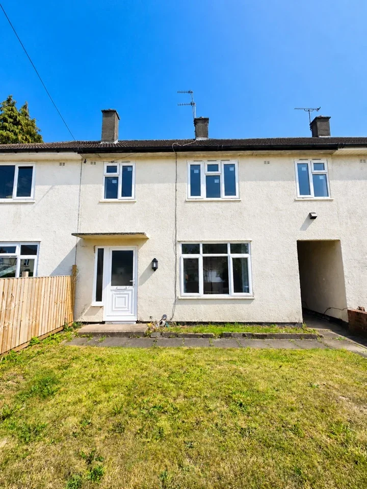 House Whitcot Grove in Birmingham