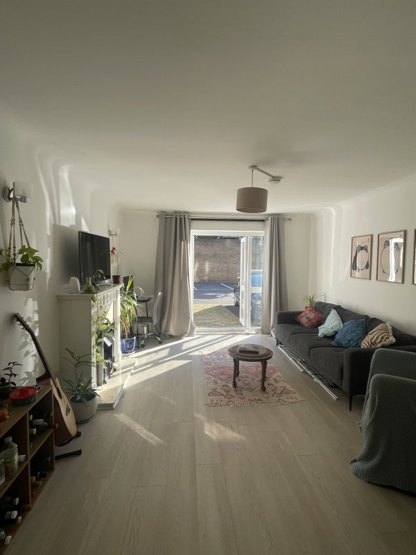 Room Tooley Street in Greater London