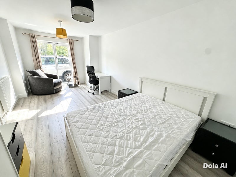 Room Lime Street in Bristol