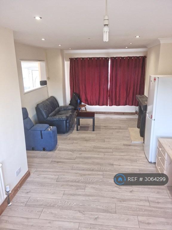 House Deeds Grove in High Wycombe