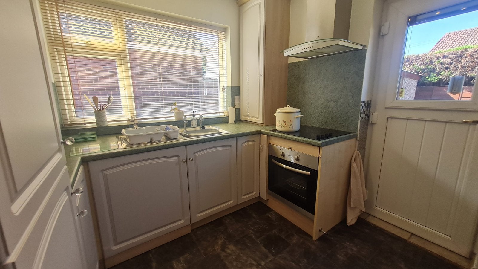 House Winden Close in Wakefield