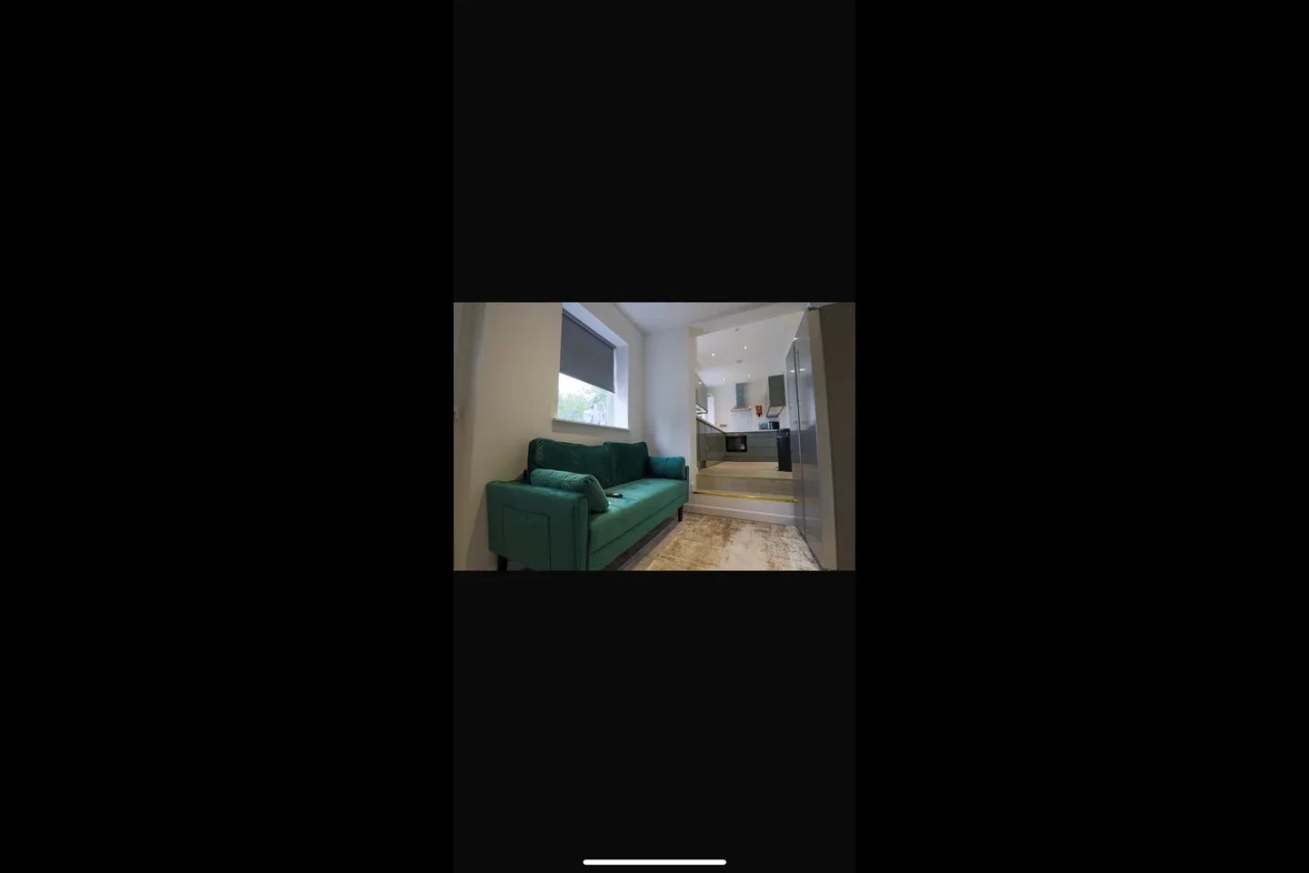 Room Nether Hall Avenue in Kirklees