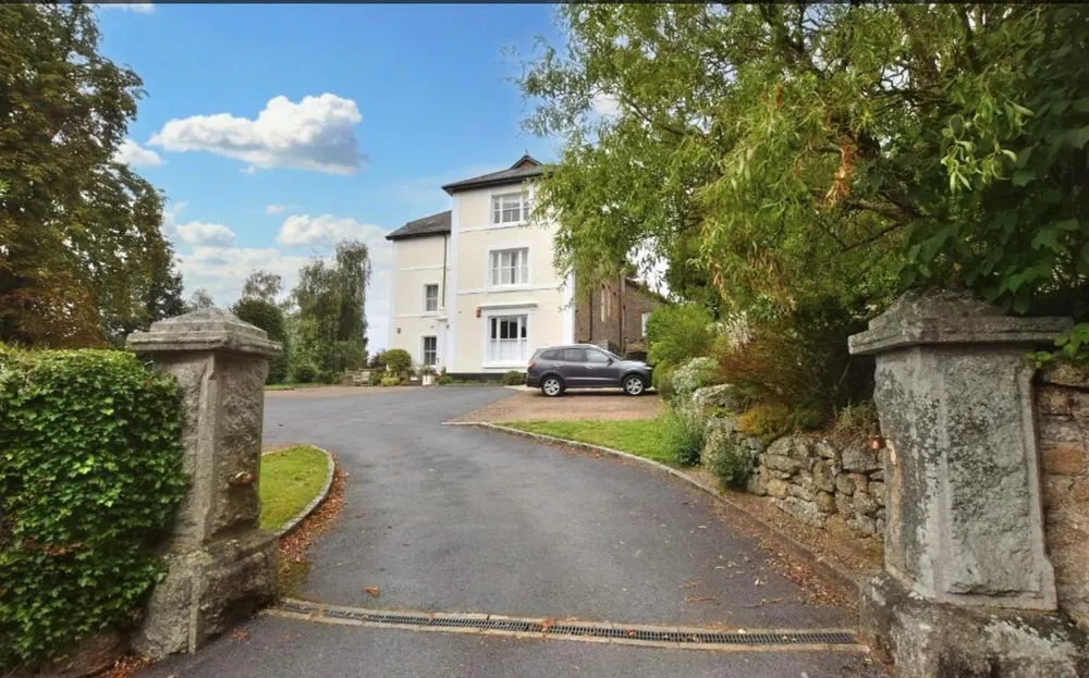 Flat Manor Road in West Devon