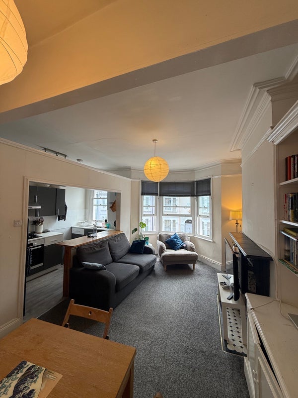 Room Lavender Hill in Greater London