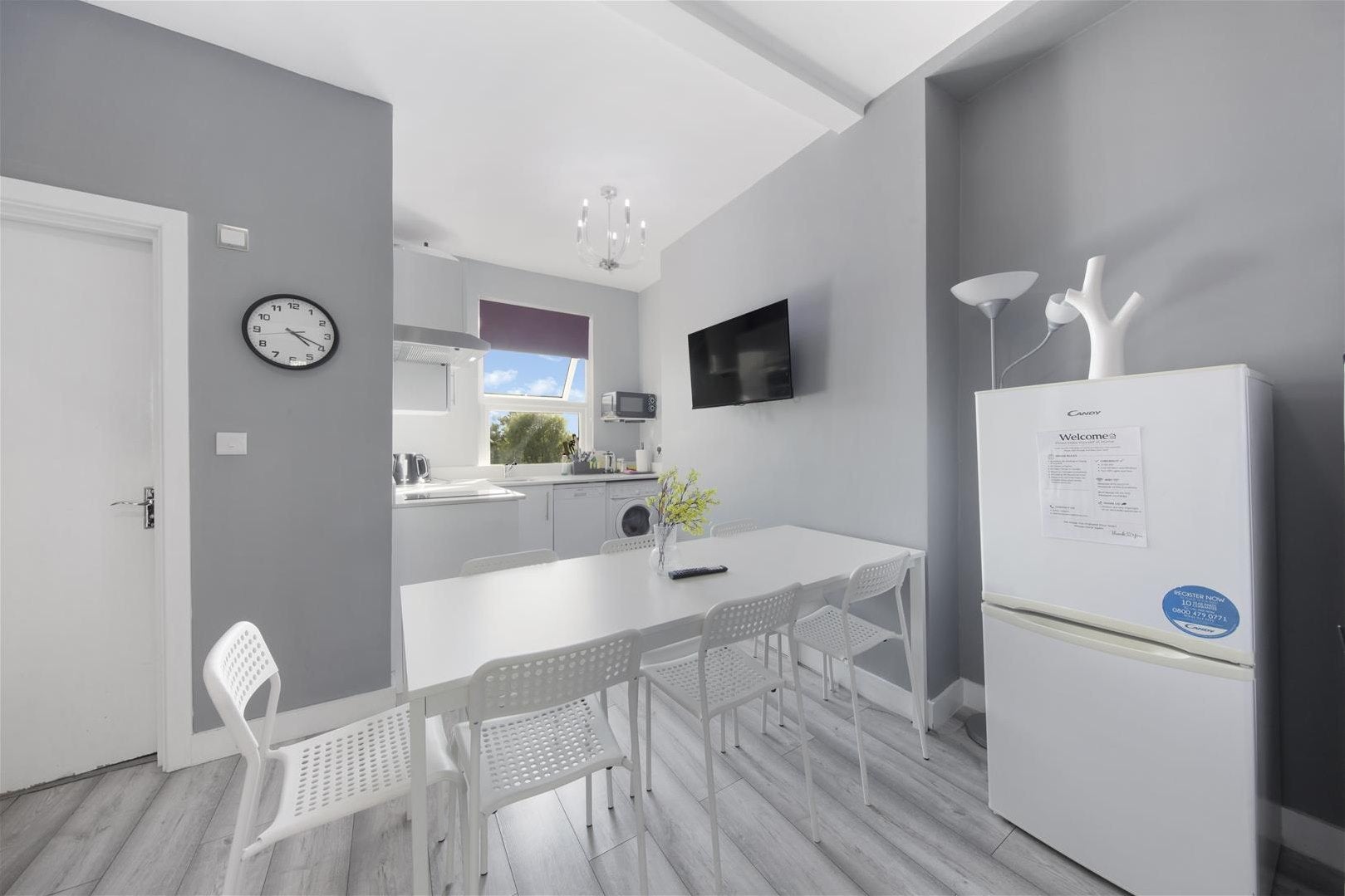 Flat Chamberlayne Road in Greater London