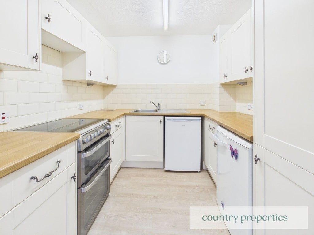 Flat Guessens Grove in Welwyn Hatfield