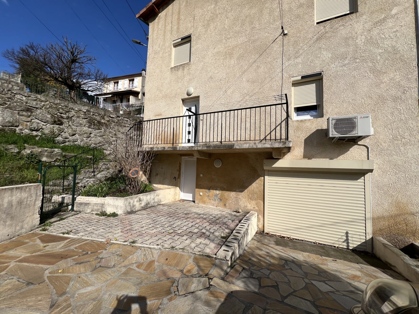 House N 102 in Labégude