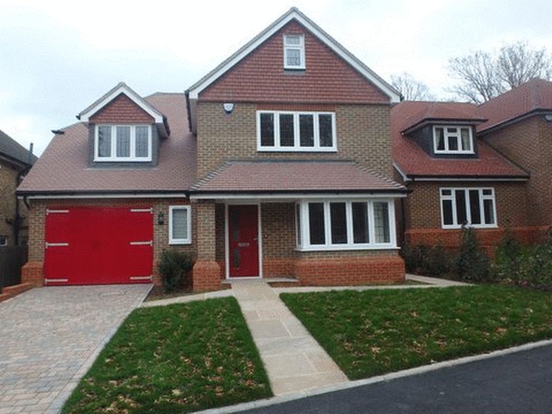 House Pine Hill in Epsom and Ewell
