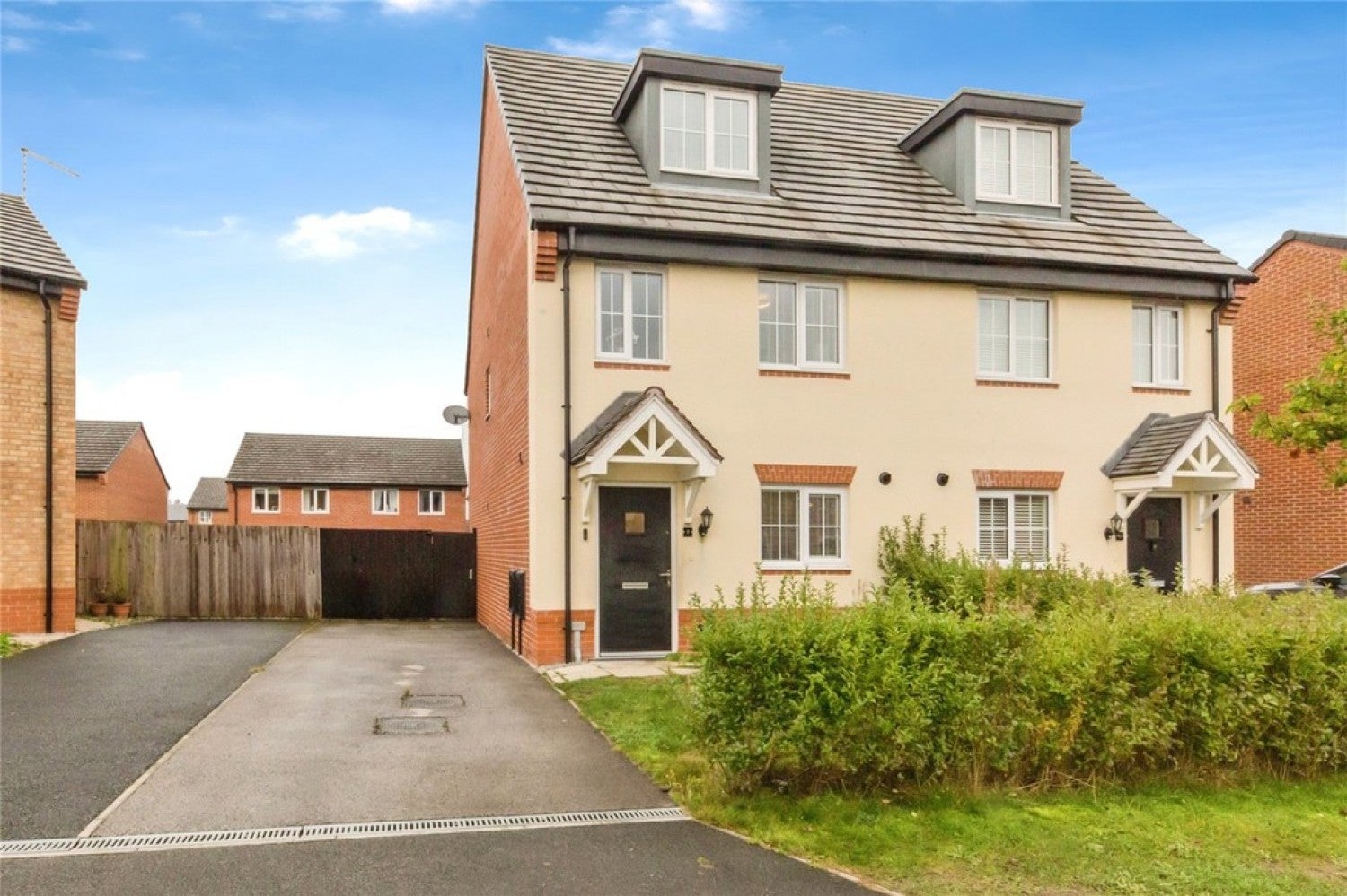 House Samuel Armstrong Way in Crewe
