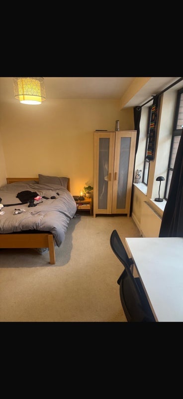 Room Pope Street in Greater London