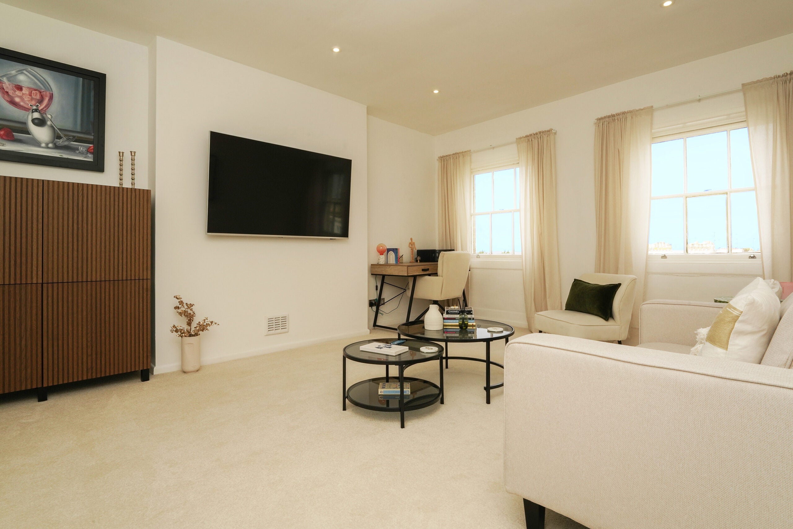 Flat Lansdown Crescent in Cheltenham