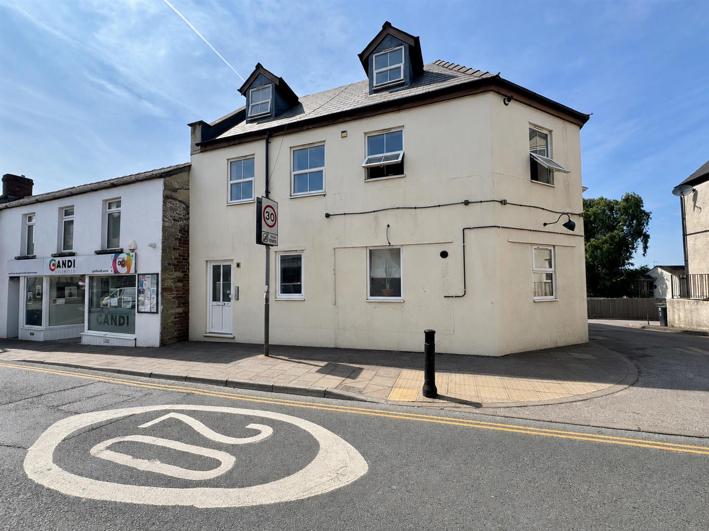 Flat Market Street in Forest of Dean