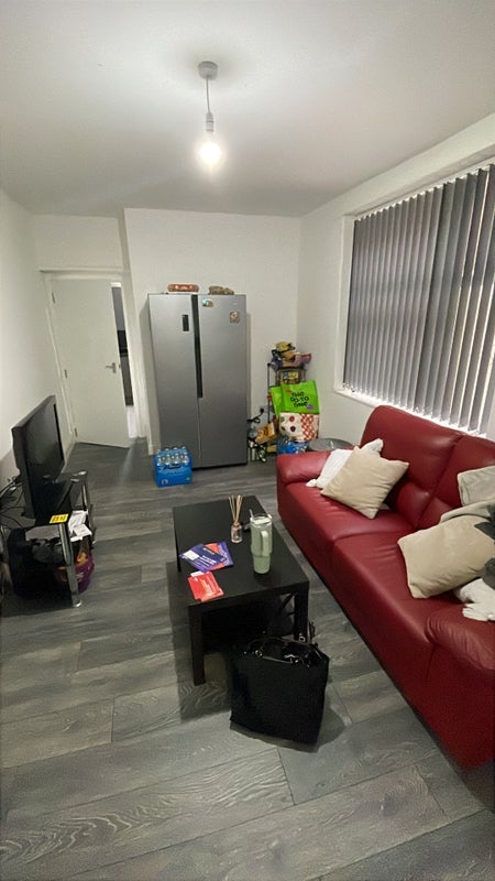 Room Chillingham Road in Newcastle upon Tyne
