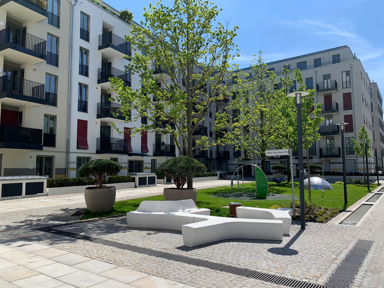 Wohnung Wilhelm-Caspar-Wegely-Platz in Berlin