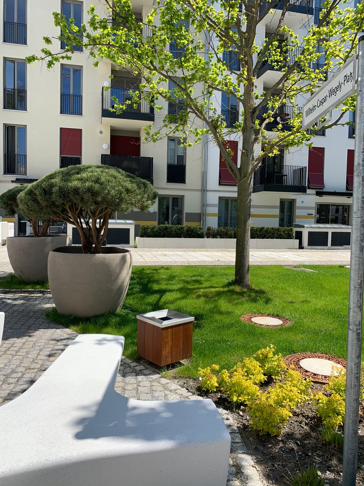 Wohnung Wilhelm-Caspar-Wegely-Platz in Berlin