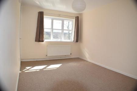 Flat Chesford Grove in Stratford-on-Avon