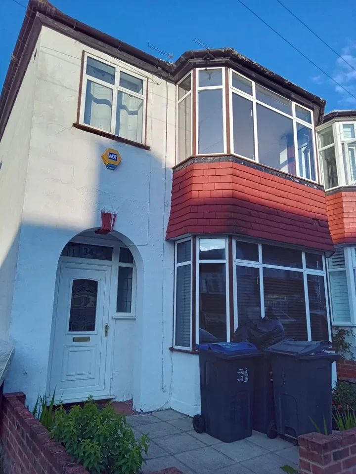 House Barmouth Road in Greater London