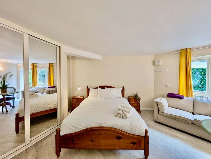 Flat Kennet Side in Reading