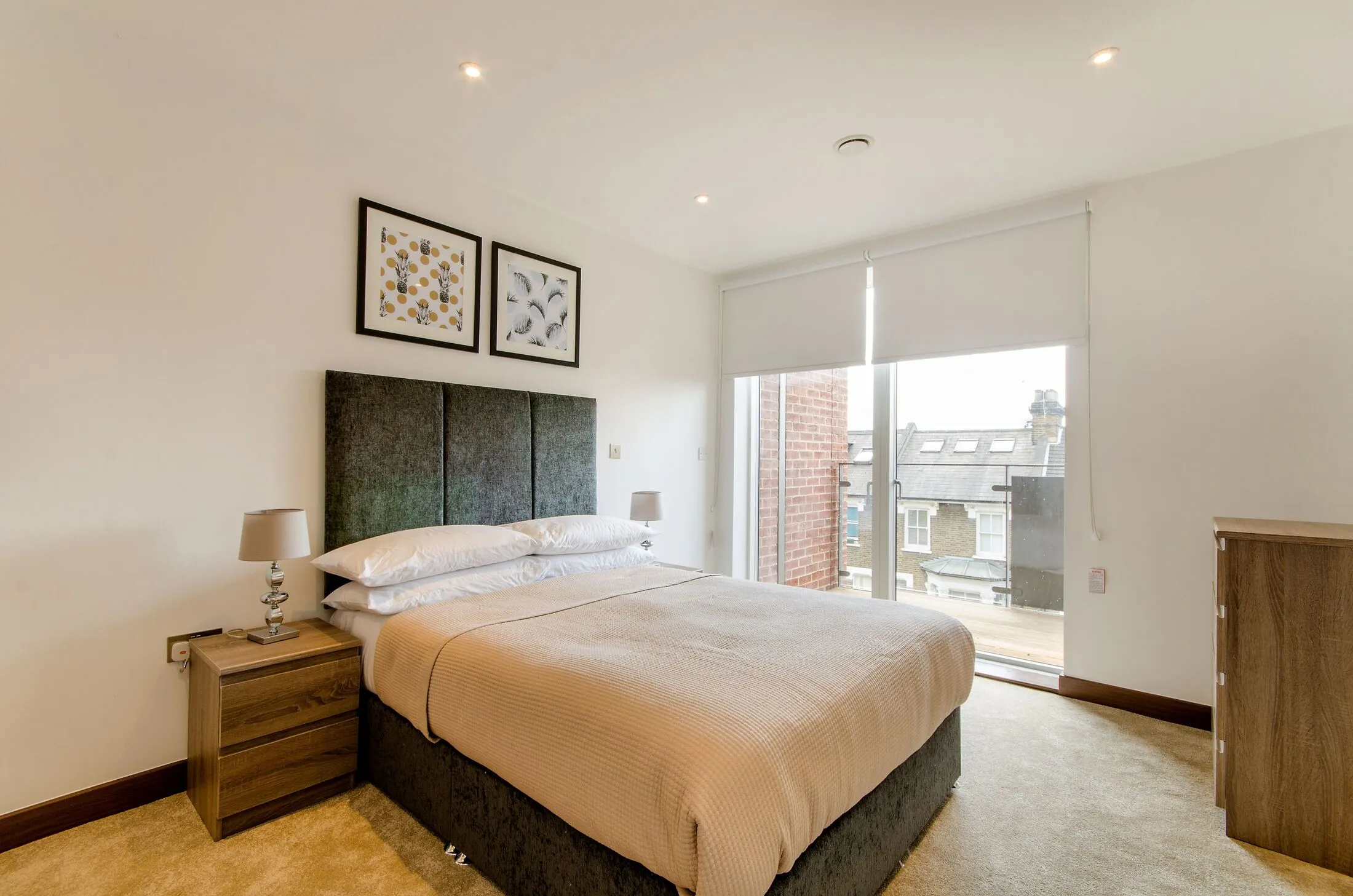 Flat Maygrove Road in Greater London