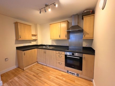 Flat Pitchcombe Close in Redditch