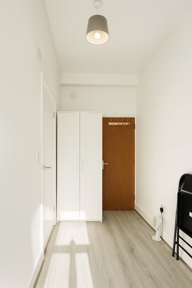 Room Rufford Street in Greater London