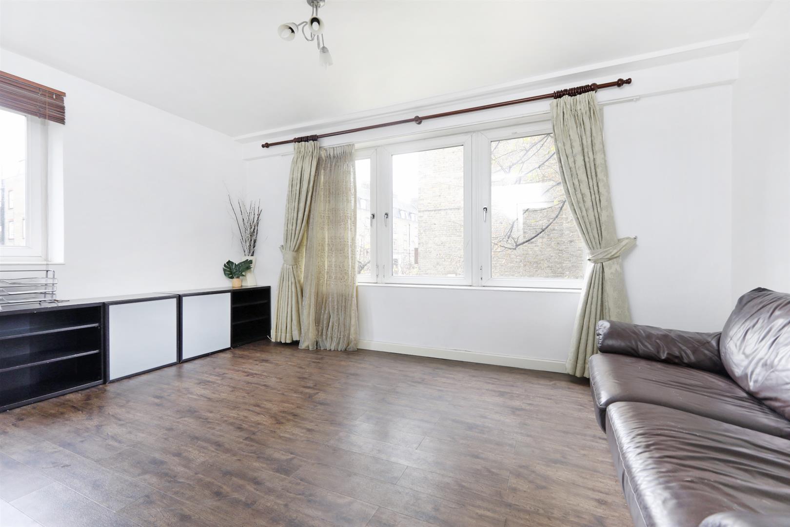 Flat Madron Street in Greater London