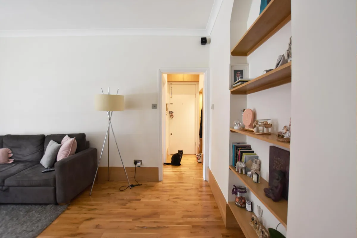 Flat Fulham Palace Road in Greater London