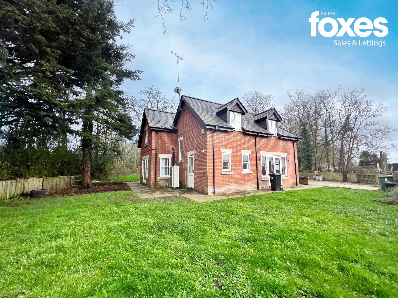 House Stuckton Road in New Forest
