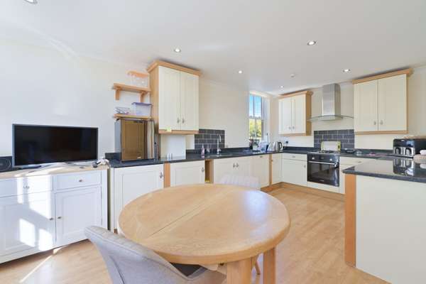 Flat Fairmile in South Oxfordshire