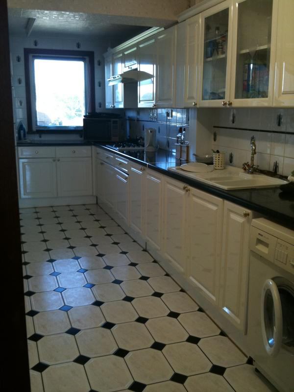 Room Raven Lane in Crawley
