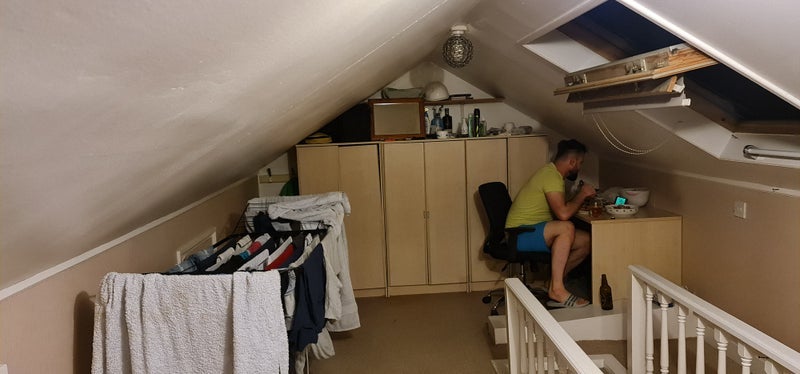 Room Raven Lane in Crawley