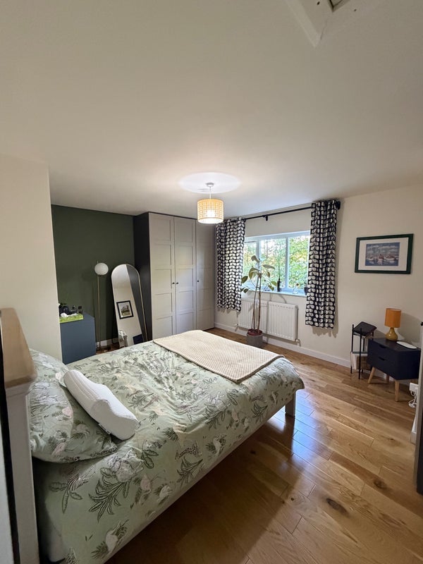 Room Kneeton Vale in Nottingham