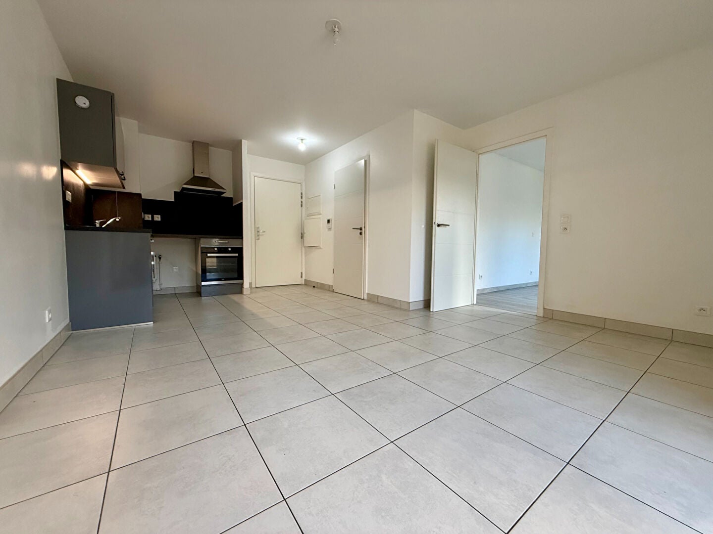 Flat Allée de Chambord in Vert-Saint-Denis