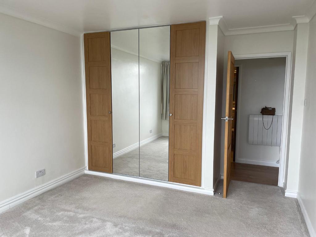 Flat Hermitage Road in Birmingham